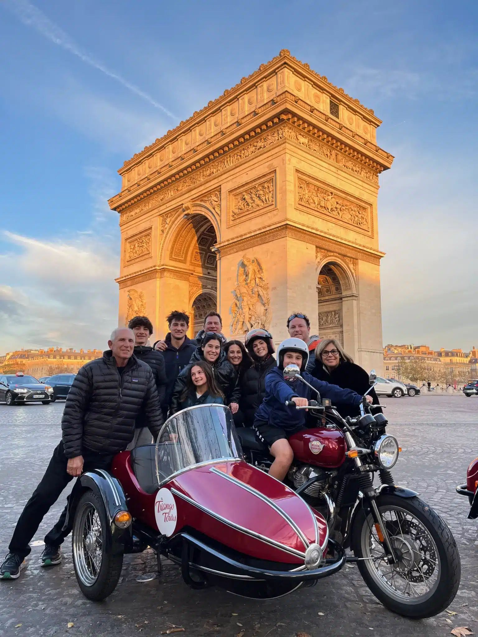Learn more about our Paris Monuments Sidecar Tours