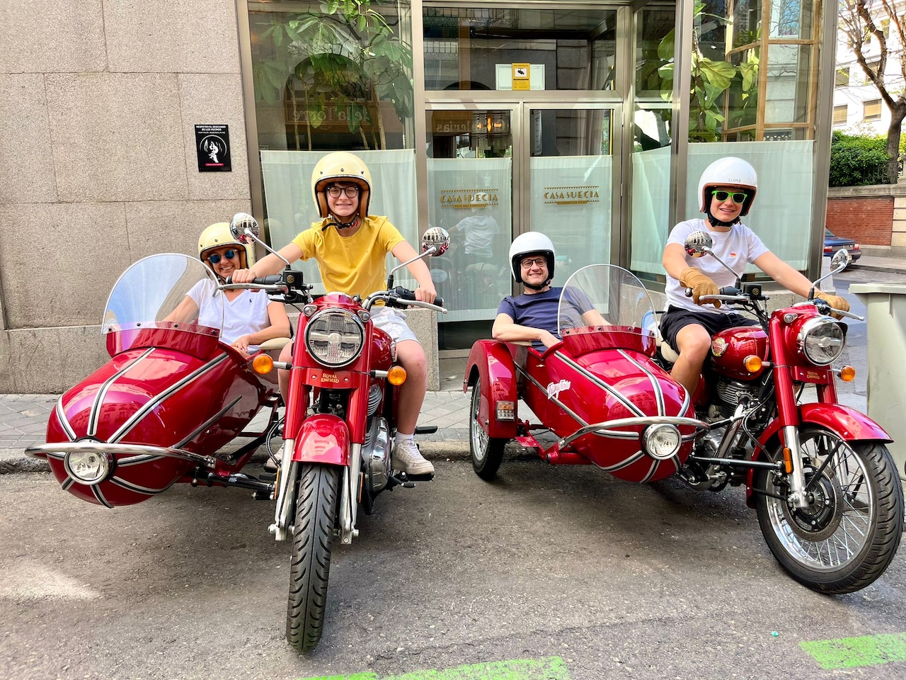 You are currently viewing Why You Should Skip the Tuktuk and See Madrid in a Sidecar